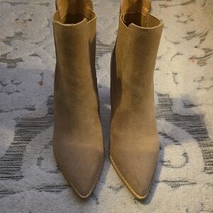 Mi.iM Classic Tan Ankle Booties
